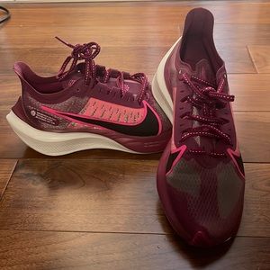 Nike Zoom Gravity Shoes